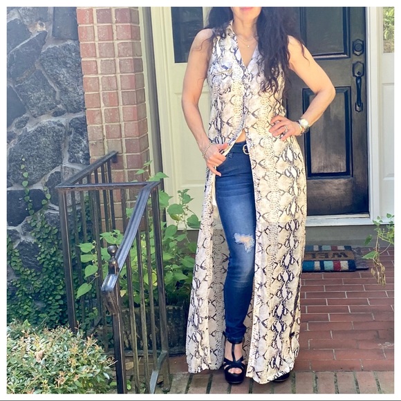 FABULOUS SNAKESKIN BUTTON DOWN DRESS/DUSTER - Picture 6 of 13